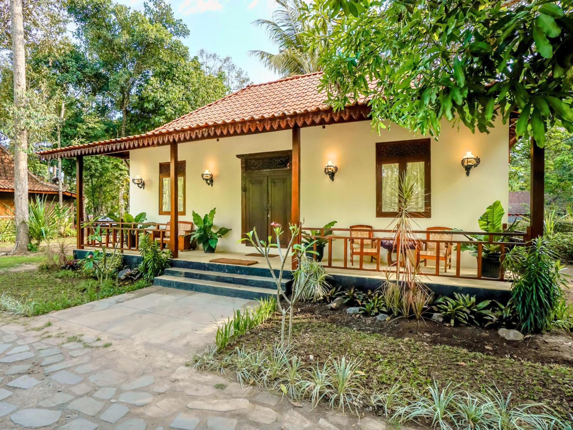 Ndalem Nitihardjan Hotel Magelang Exterior foto