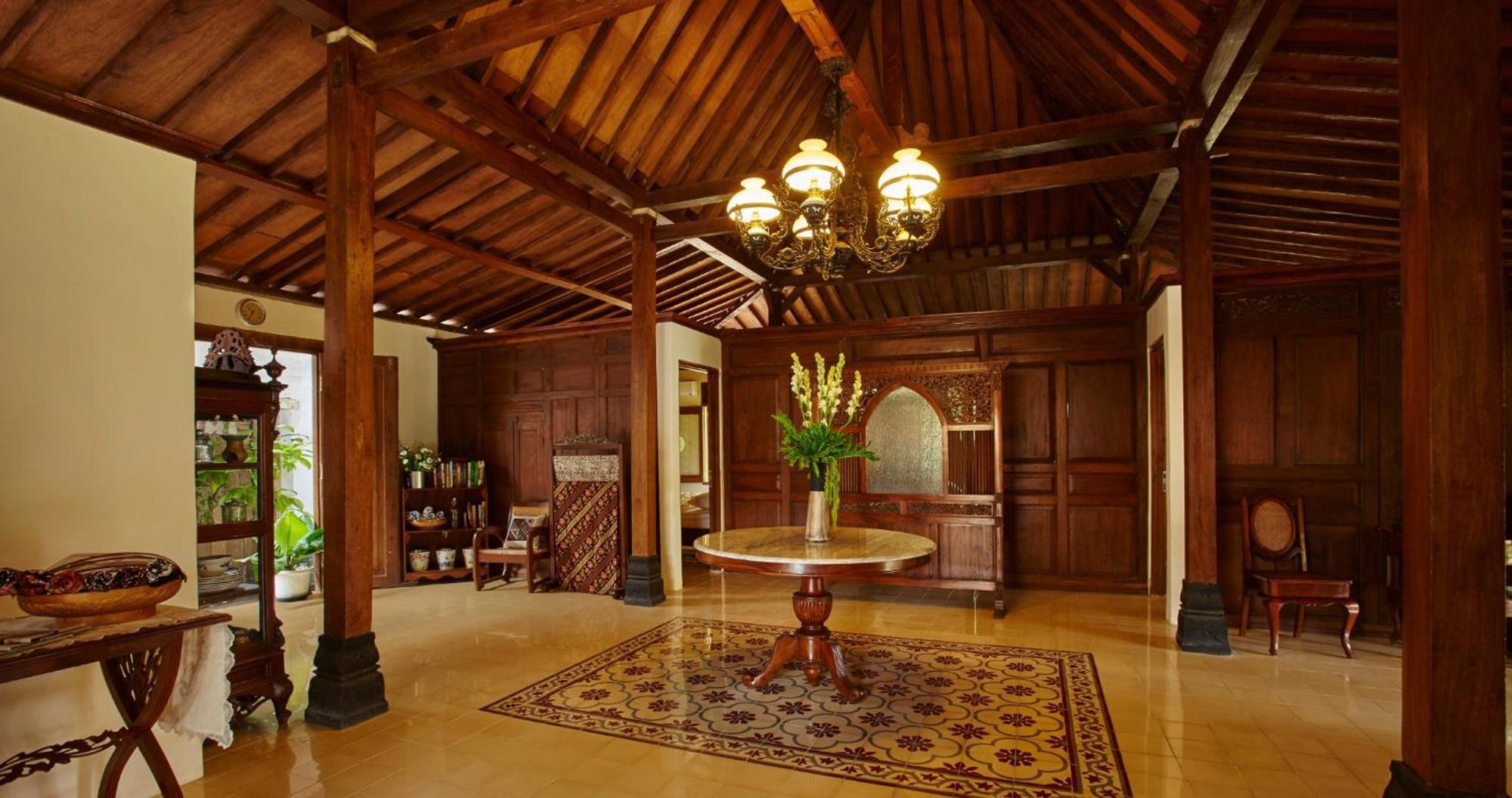 Ndalem Nitihardjan Hotel Magelang Exterior foto
